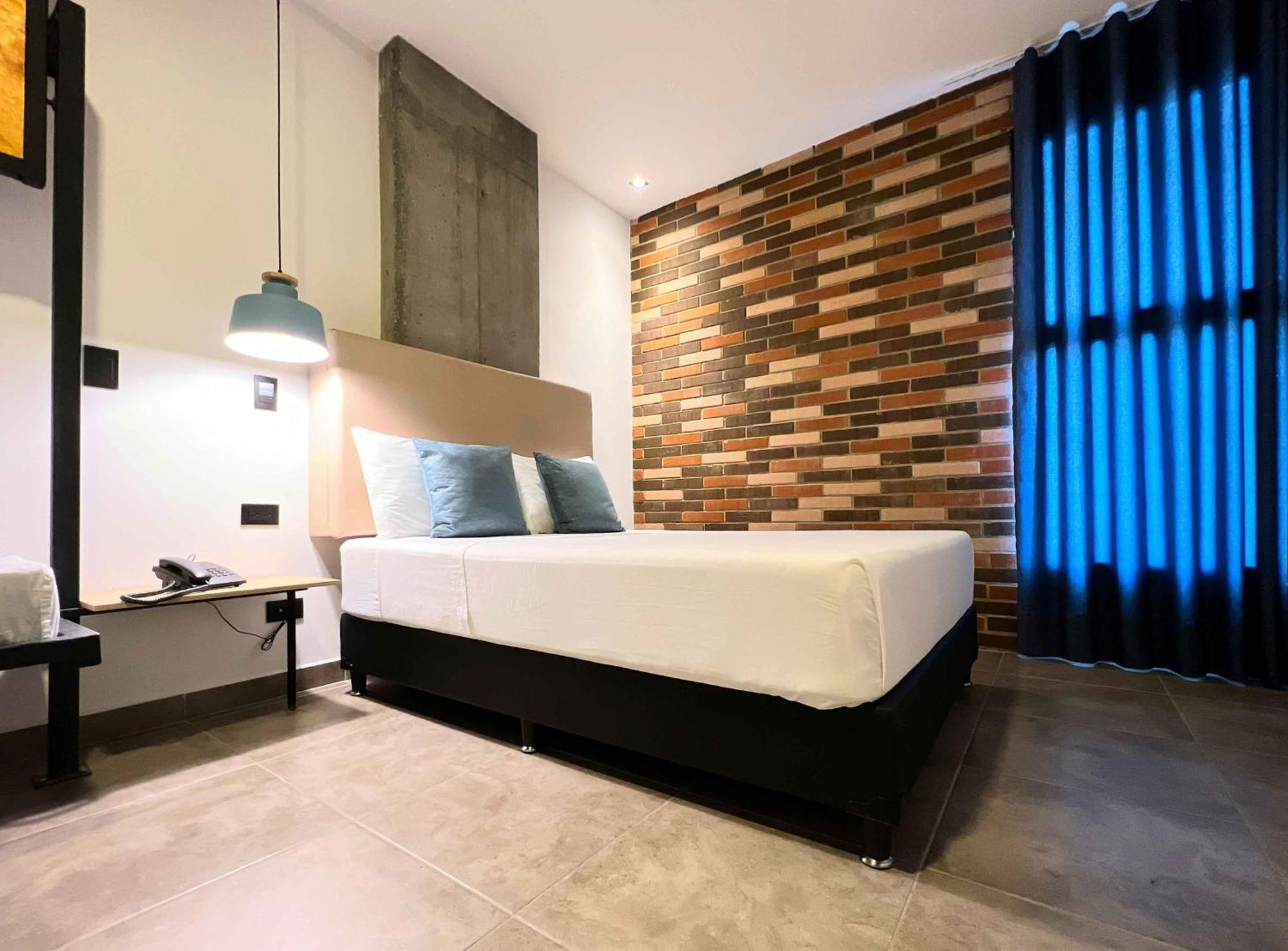 Apartahotel מדיין מראה חיצוני תמונה