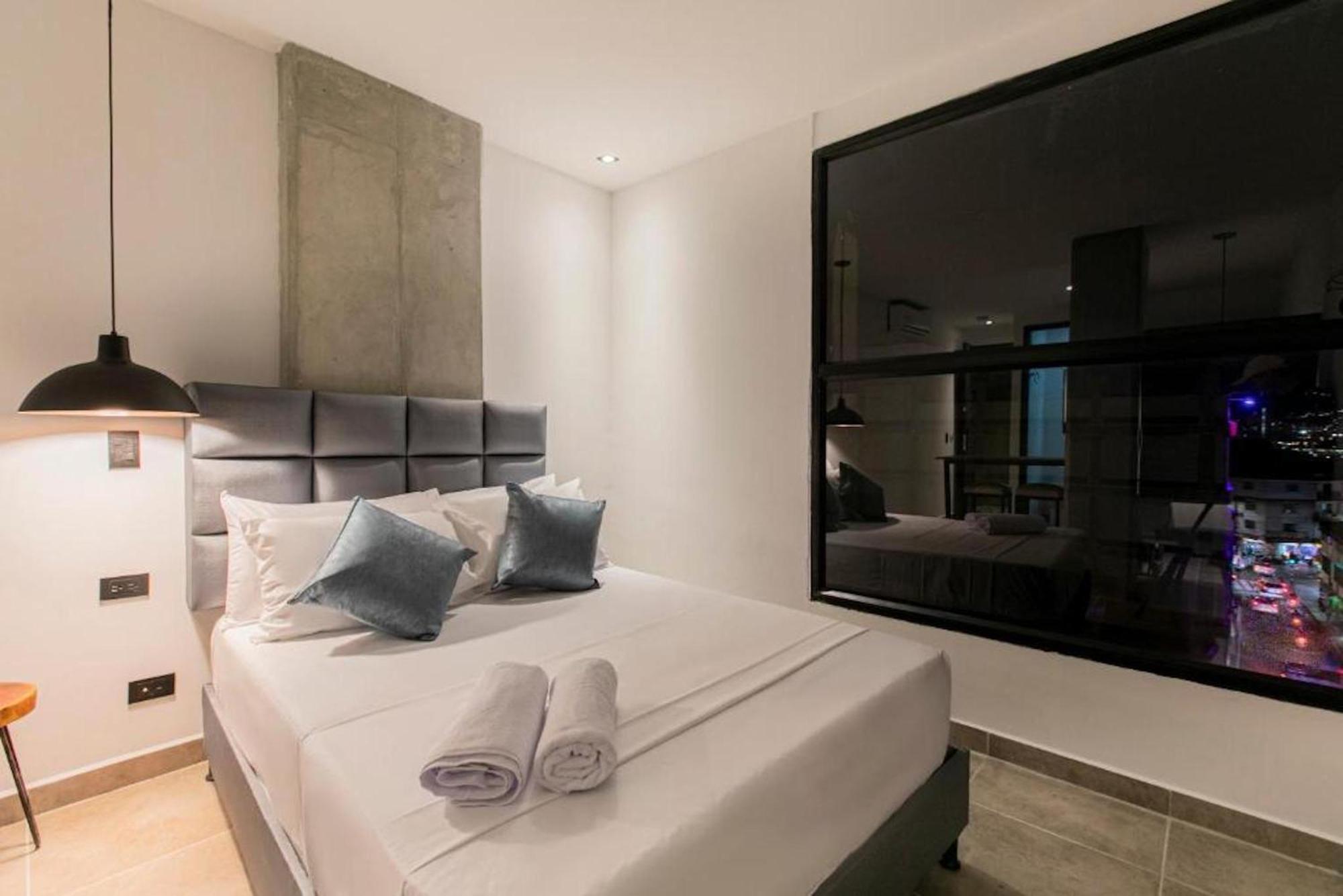 Apartahotel מדיין מראה חיצוני תמונה